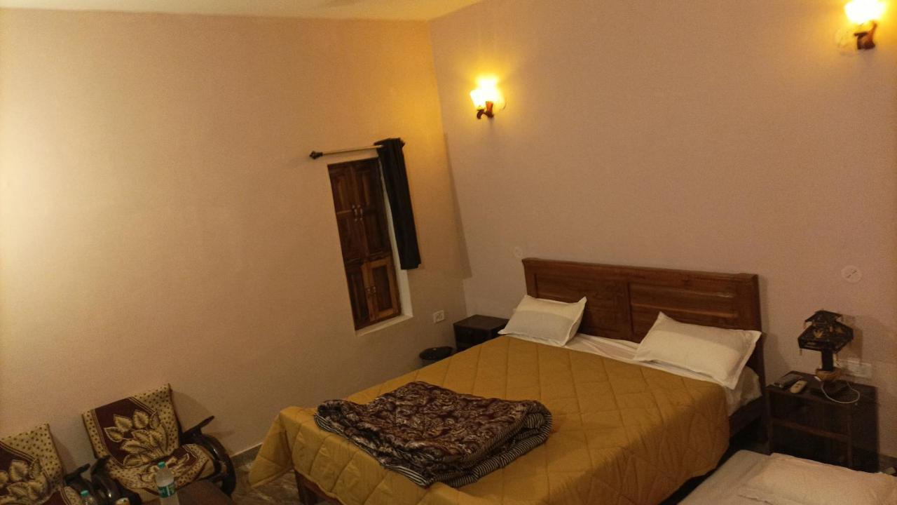 Sadhna Sadan Homestay Panna Madla Esterno foto