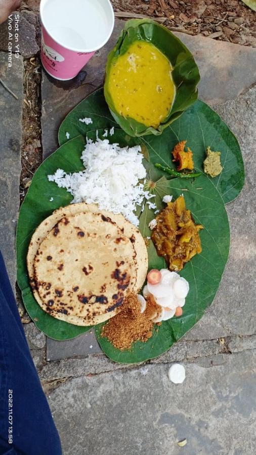 Sadhna Sadan Homestay Panna Madla Esterno foto