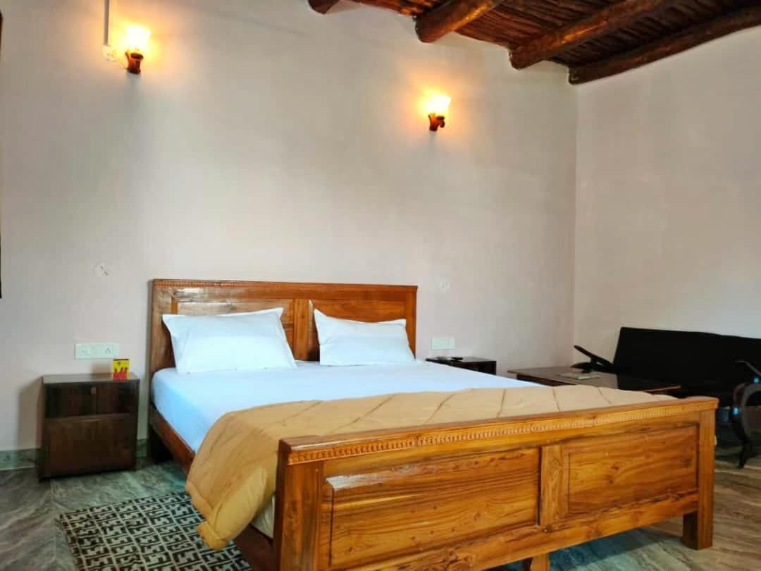 Sadhna Sadan Homestay Panna Madla Esterno foto