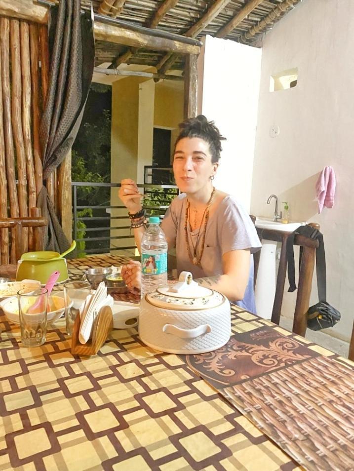 Sadhna Sadan Homestay Panna Madla Esterno foto